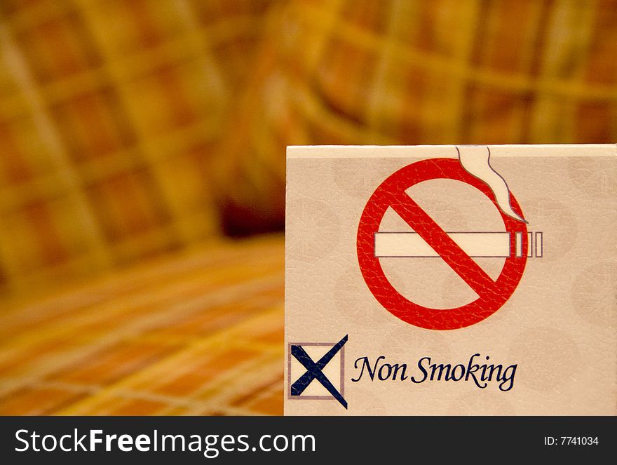 Sign indicating smoking ban snuff. Sign indicating smoking ban snuff.