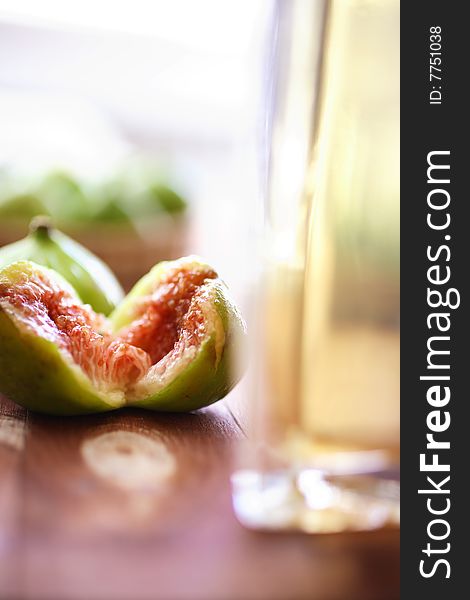 Fresh figs fruit on table