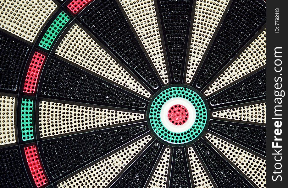 Electronic dartboard for playing darts