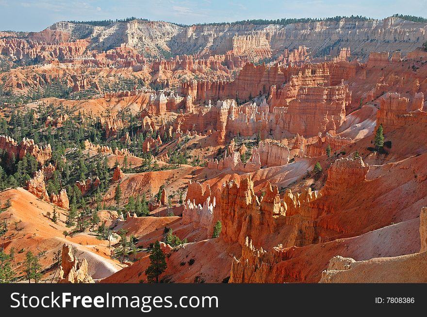 View from the rim of the Bryce Canyyon to the Hoodoos. View from the rim of the Bryce Canyyon to the Hoodoos