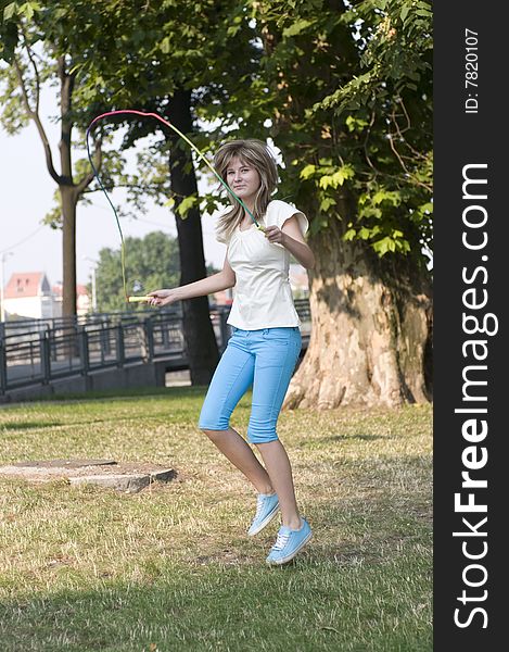 Teenager jumps on skipping rope