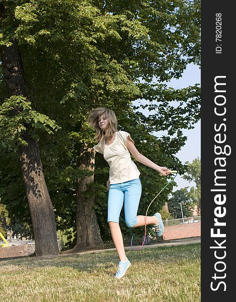 Teenager jumps on skipping rope