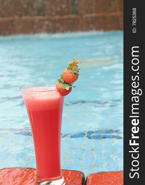 Fresh strawberry juice at pool