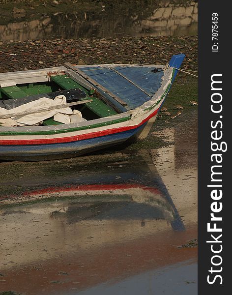 Traditional fishing boat from tejo river nearest Lisbon (ALHOS VEDROS Harbor). Traditional fishing boat from tejo river nearest Lisbon (ALHOS VEDROS Harbor)