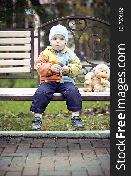 Baby boy sitting on a park bench.
I would be completely happy if I hear from you where this image is used. Thank you!!!. Baby boy sitting on a park bench.
I would be completely happy if I hear from you where this image is used. Thank you!!!