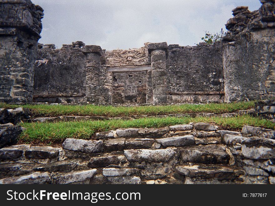 Mayan ruins, mexican cruise vacation