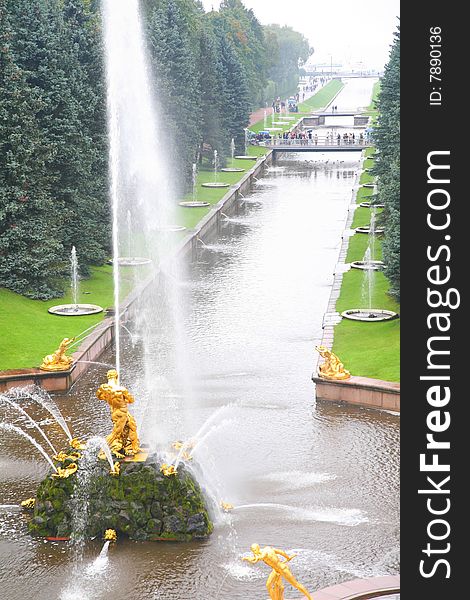 Channel With Fountain In Peterhof