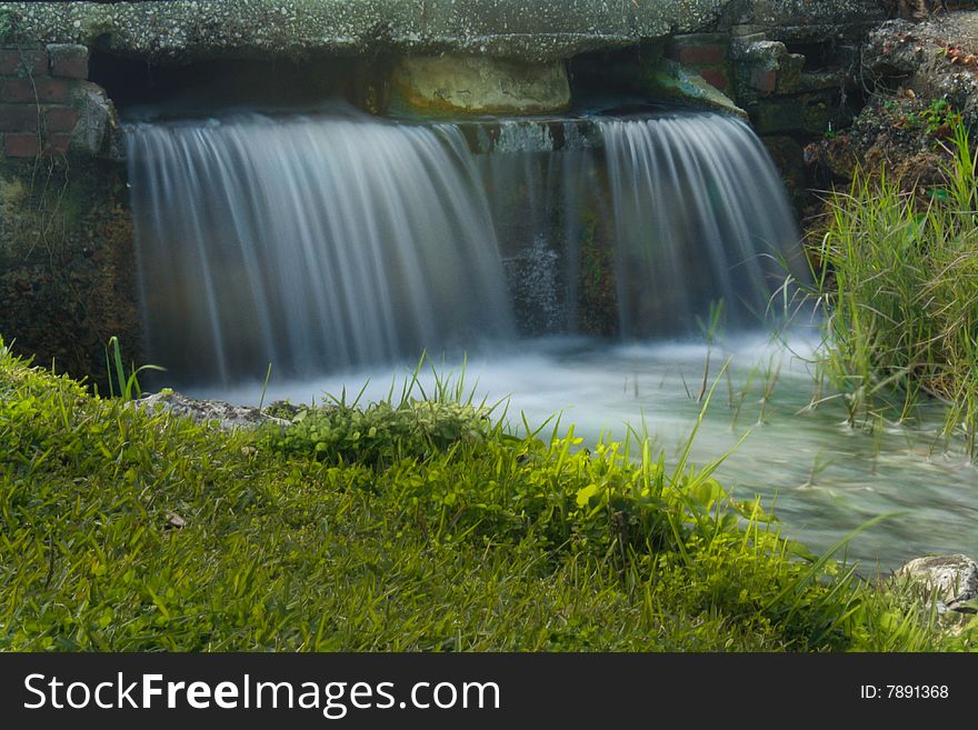 Small waterfall of a Florida spring