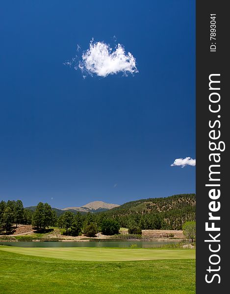 A vibrant image of a golf hole in Arizona. A vibrant image of a golf hole in Arizona