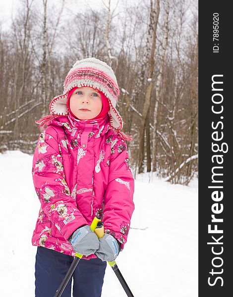 5 years old girl on cross-country ski