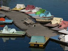Colourful Boats On Sunny River Royalty Free Stock Image Colourful Boats On Sunny River Royalty Free Stock Image