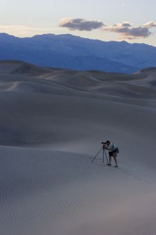 Photographing The Dunes Royalty Free Stock Photography Photographing The Dunes Royalty Free Stock Photography
