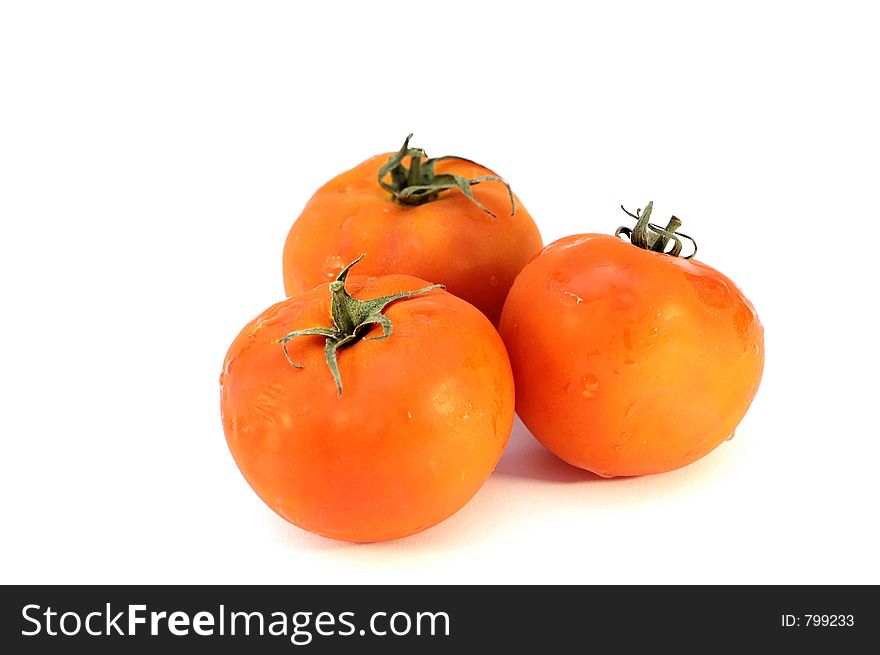 Fresh tomato with leaves, isolated