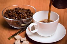 Cup Of Coffee, Sugar And Beans Royalty Free Stock Images Cup Of Coffee, Sugar And Beans Royalty Free Stock Images