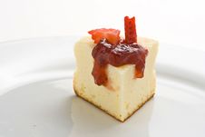 Cheesecake With Fresh Strawberries Royalty Free Stock Images Cheesecake With Fresh Strawberries Royalty Free Stock Images