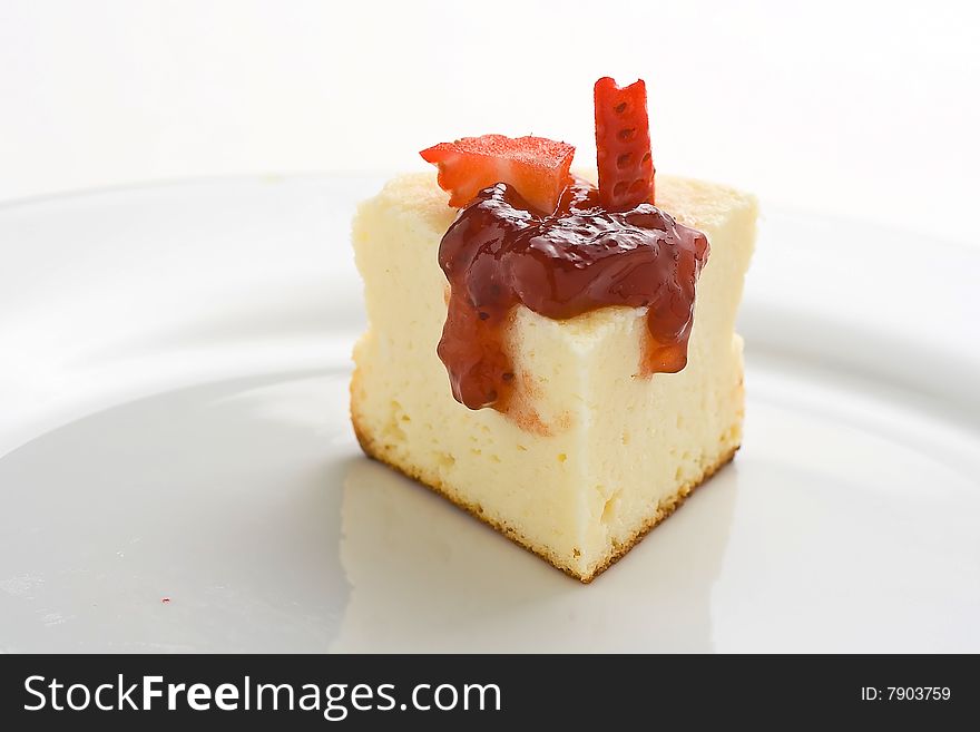 Cheesecake With Fresh Strawberries