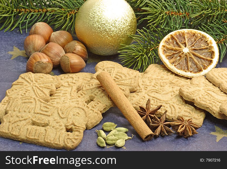 Traditional Spicy Christmas Cookies