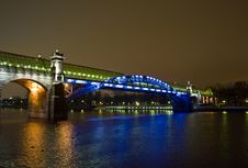 Foot Bridge Over The Moscow River. Night S Stock Images