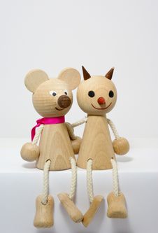 Wooden Figures Of Friends - Friendship Royalty Free Stock Images