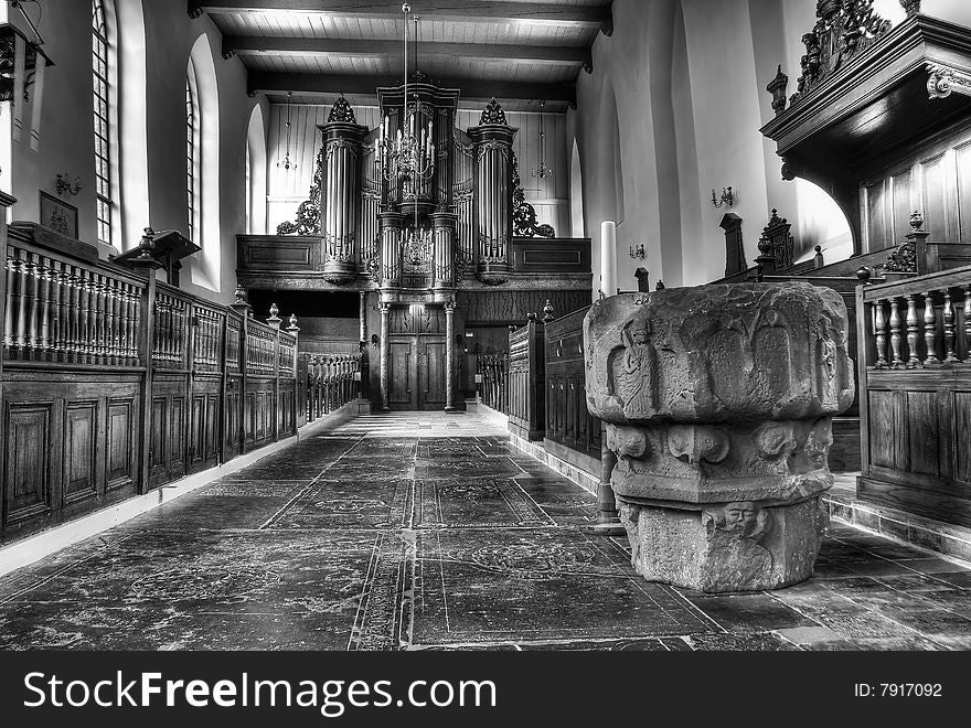 This church in Holland is very old. Watch the extreme huge organ in the back of the church. It is very famous. The church is more than 1000 years old