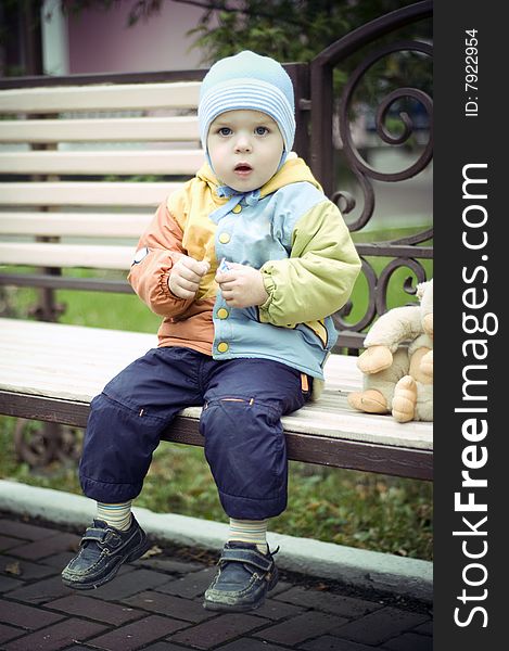 Baby boy sitting on a park bench.
I would be completely happy if I hear from you where this image is used. Thank you!!!. Baby boy sitting on a park bench.
I would be completely happy if I hear from you where this image is used. Thank you!!!