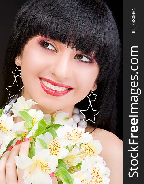 Pretty woman portrait with flowers