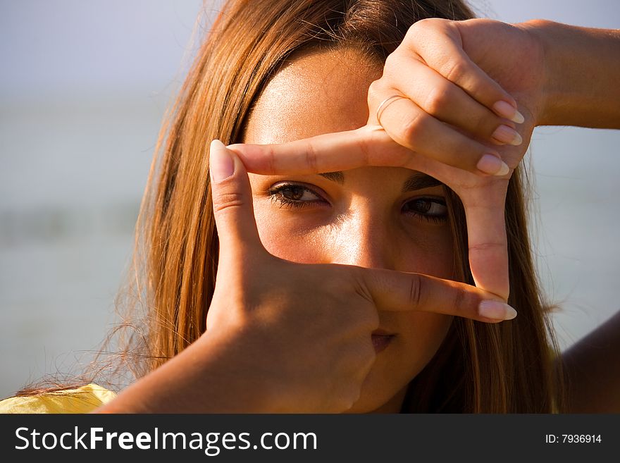 Gestures young girl, summer vocation