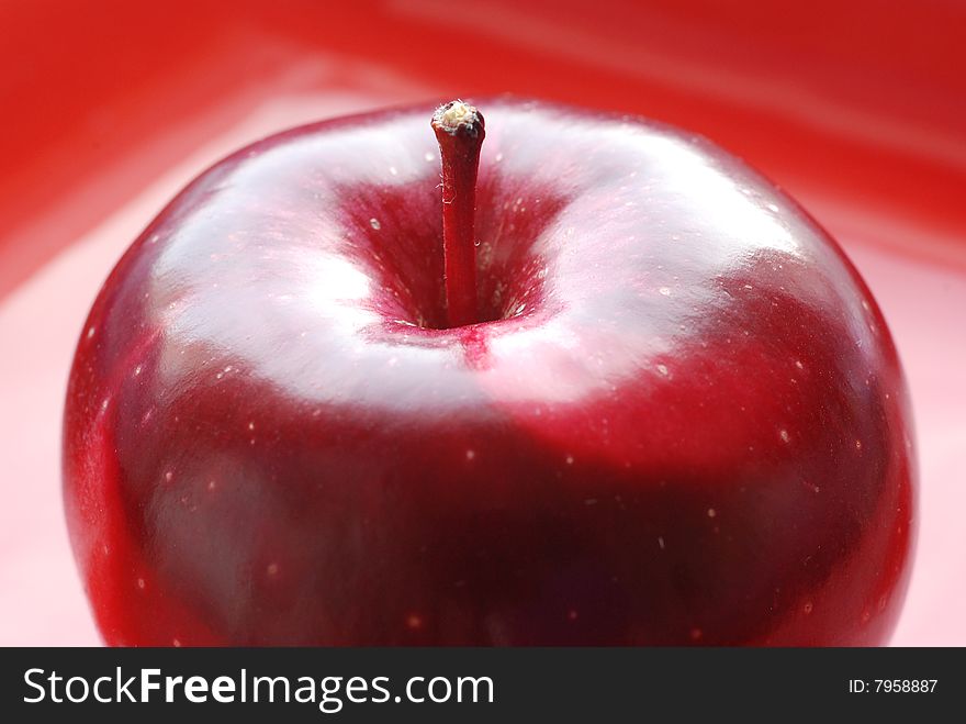 Red apple