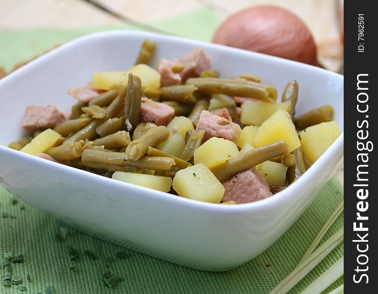 A fresh stew of green beans and potatoes