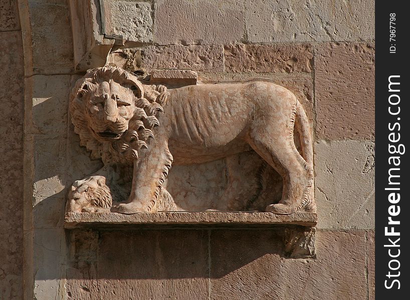 Marzocco - protective lion in Assisi