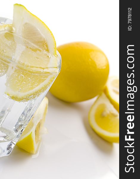 Soda water and lemon slices