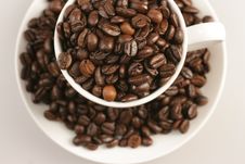 Coffee Cup And Beans On White Background Royalty Free Stock Photography Coffee Cup And Beans On White Background Royalty Free Stock Photography