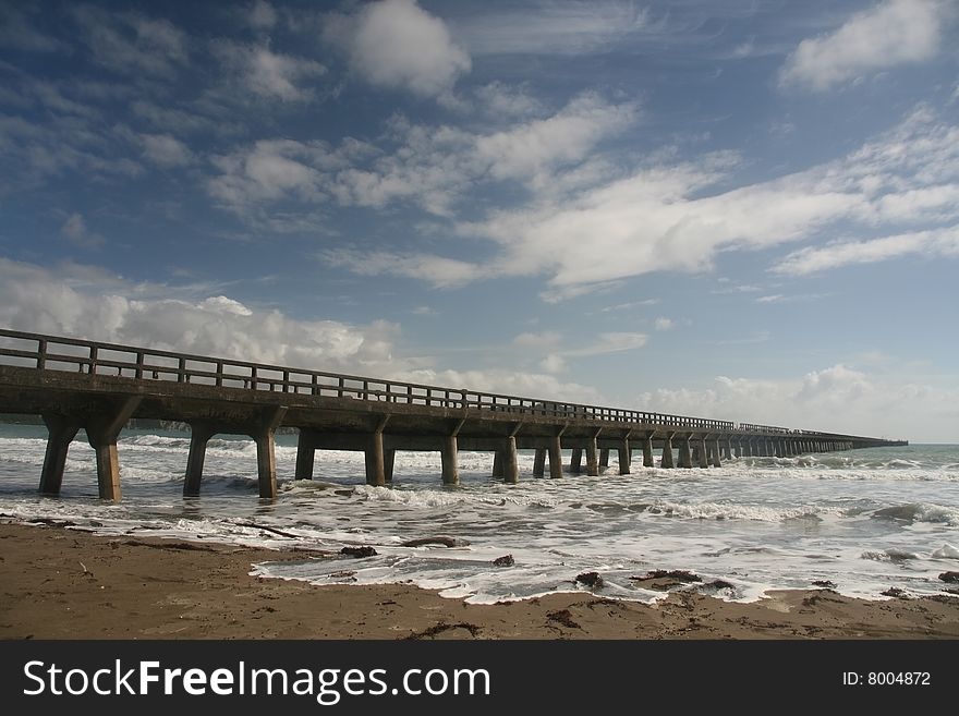 New Zealand's longest pier at Tolaga Bay, stretching until the horizon
East Coast, New Zealand