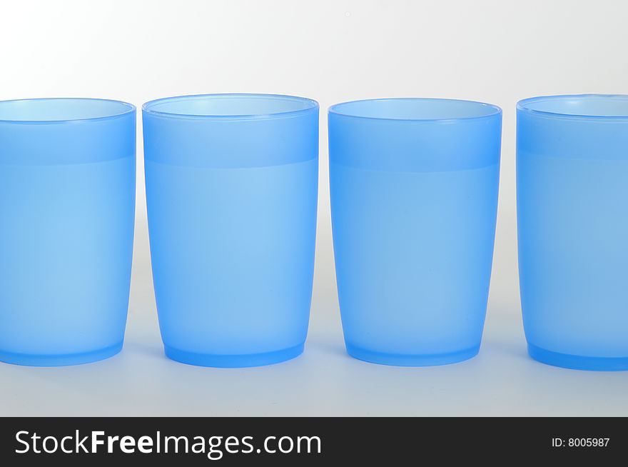 Some transparent plastic beaker,blue color. Some transparent plastic beaker,blue color.