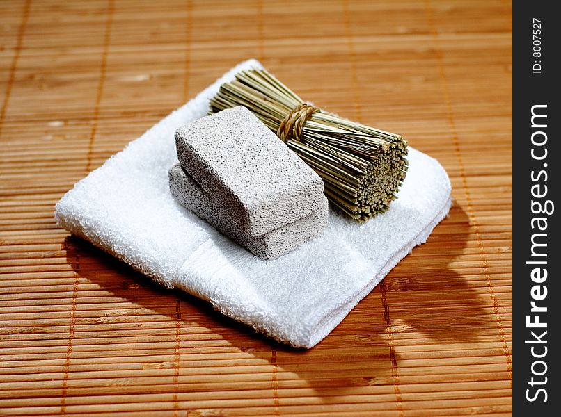 Spa display on top of a bamboo mat.