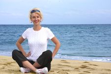 Girl Meditating By The Sea Royalty Free Stock Photography Girl Meditating By The Sea Royalty Free Stock Photography