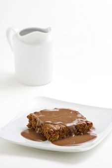 Hot Chocolate Brownie With Walnuts And Vanilla Royalty Free Stock Photos Hot Chocolate Brownie With Walnuts And Vanilla Royalty Free Stock Photos