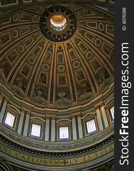 The dome of St. Peter's rises to a total height of 136.57 m (448.06 ft) from the floor of the basilica to the top of the external cross. It is the tallest dome in the world. The dome of St. Peter's rises to a total height of 136.57 m (448.06 ft) from the floor of the basilica to the top of the external cross. It is the tallest dome in the world.