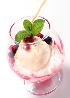 Dessert - Ice Cream And Fresh Berries Royalty Free Stock Photo