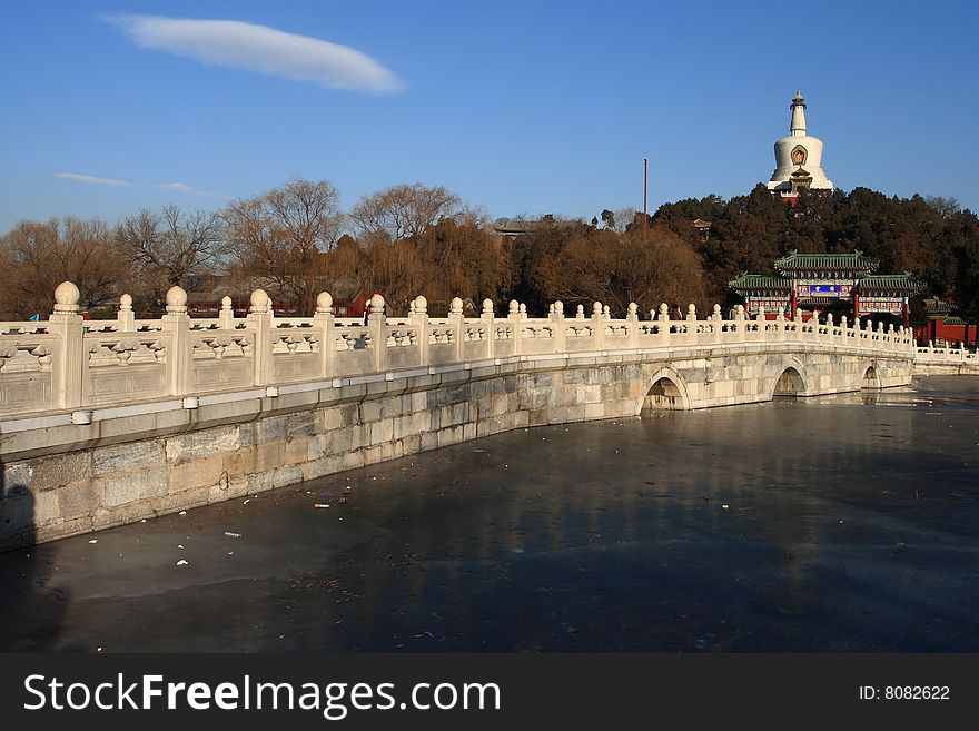 White tower in the Beijing White Sea Park