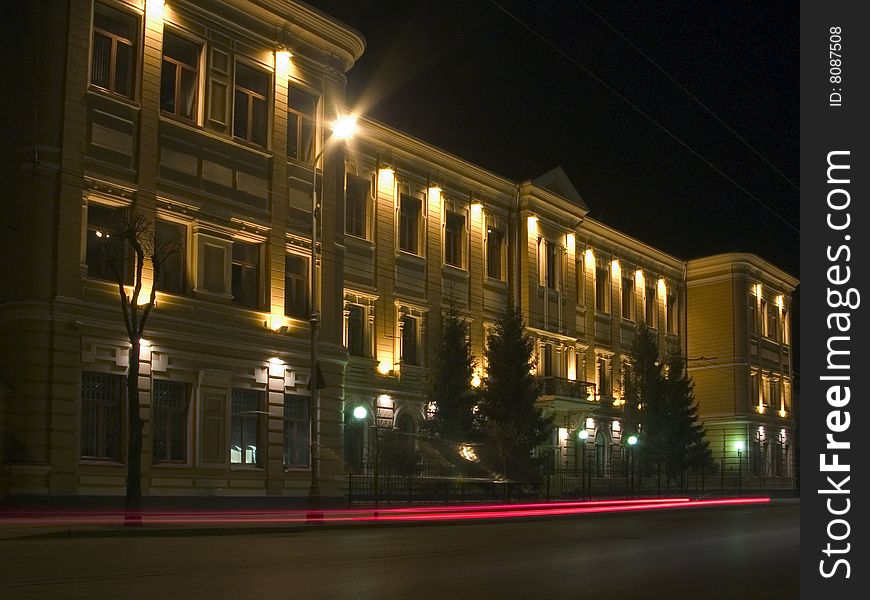 Samara. Kuybyshev street.
Building of the Central bank.
Building was begun in 1895, and after 4 years, in September of 1899-go, the Samara separation of state bank moves in a new apartment - on a street Nobiliary (now Kuybysheva), 122 (on old numeration). A value and originality of the built building is confirmed by a that fact, that on January, 20, 1900 manager Alexander Ershov got the Samara separation from the rule of state bank a testimonial letter. Samara. Kuybyshev street.
Building of the Central bank.
Building was begun in 1895, and after 4 years, in September of 1899-go, the Samara separation of state bank moves in a new apartment - on a street Nobiliary (now Kuybysheva), 122 (on old numeration). A value and originality of the built building is confirmed by a that fact, that on January, 20, 1900 manager Alexander Ershov got the Samara separation from the rule of state bank a testimonial letter.