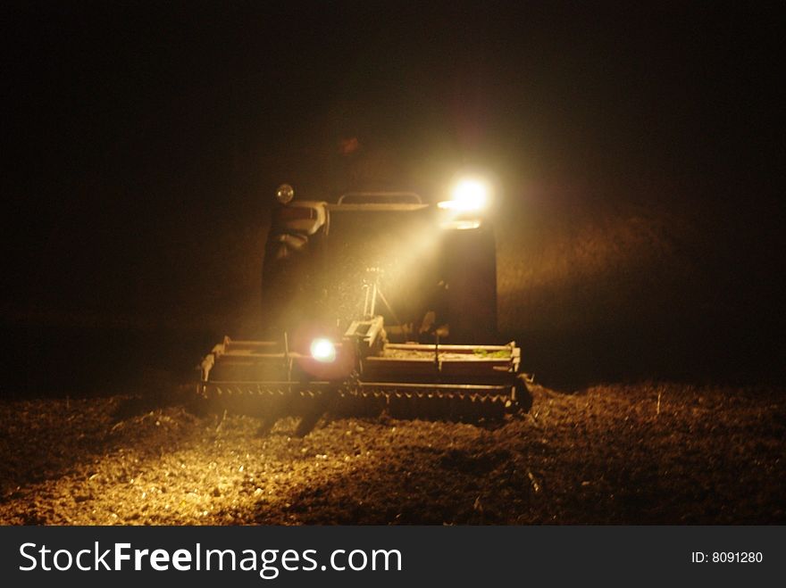 Here is Chinese Farming Filed, it was in my hometown-Shandong Province, years ago people do this by ox, now this job is getting easier and easier. Here is Chinese Farming Filed, it was in my hometown-Shandong Province, years ago people do this by ox, now this job is getting easier and easier