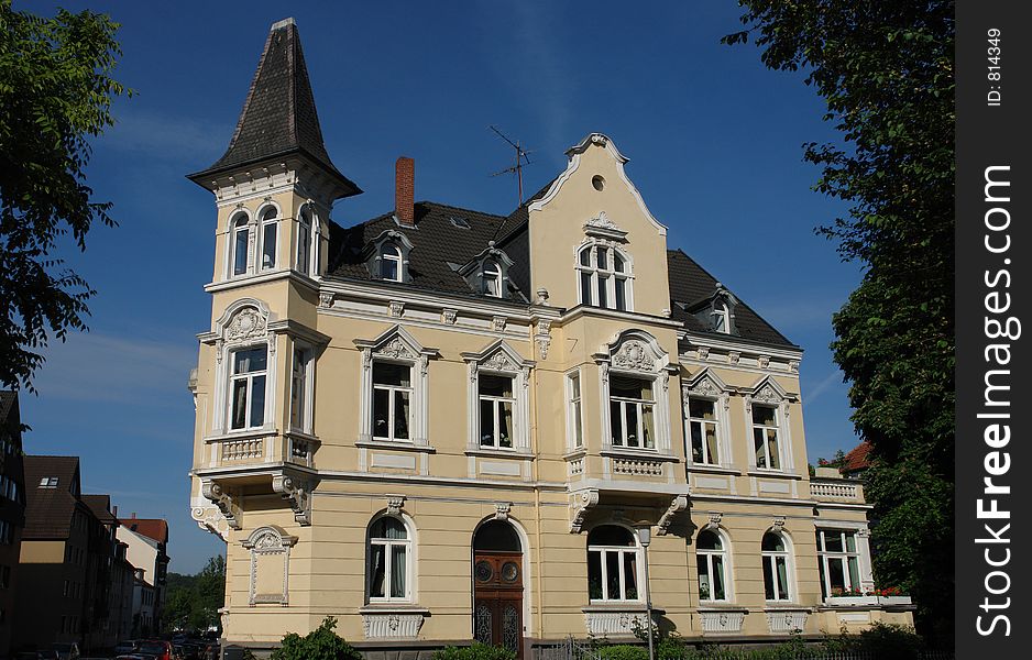 A very nice townhouse in a town in the federal state of Lower Saxony in northern Germany on a bright but cold May morning. A very nice townhouse in a town in the federal state of Lower Saxony in northern Germany on a bright but cold May morning.