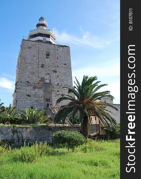 This is an ancient tower, used also as lantern, situated in the harbour of Messina in Sicily. The lantern was builded by Giovannangelo Montorsoli, follower of Michelangelo. This is an ancient tower, used also as lantern, situated in the harbour of Messina in Sicily. The lantern was builded by Giovannangelo Montorsoli, follower of Michelangelo.