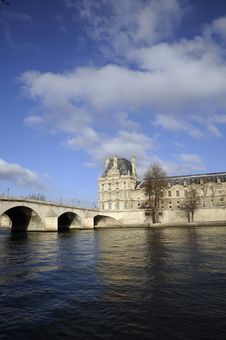 Old Building And Bridge On The River Royalty Free Stock Images