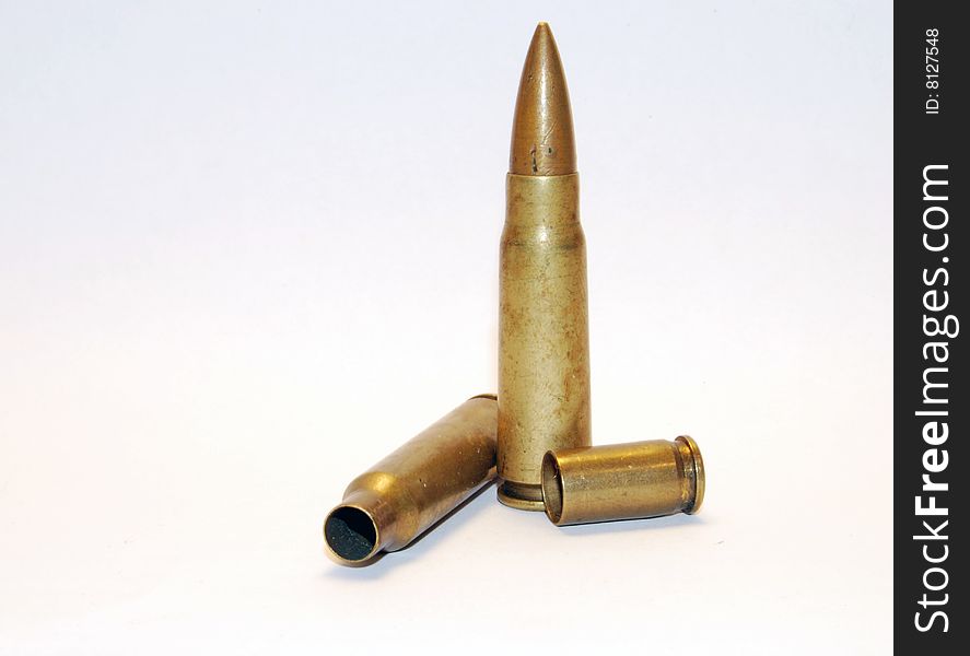 3 bullets 7,65mm calibre