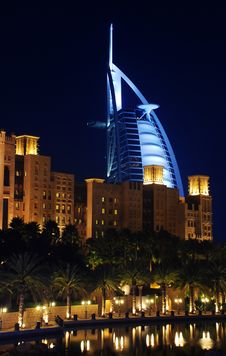 Burj Al Arab At Night. View From Madinat Jumeirah. Royalty Free Stock Photography Burj Al Arab At Night. View From Madinat Jumeirah. Royalty Free Stock Photography