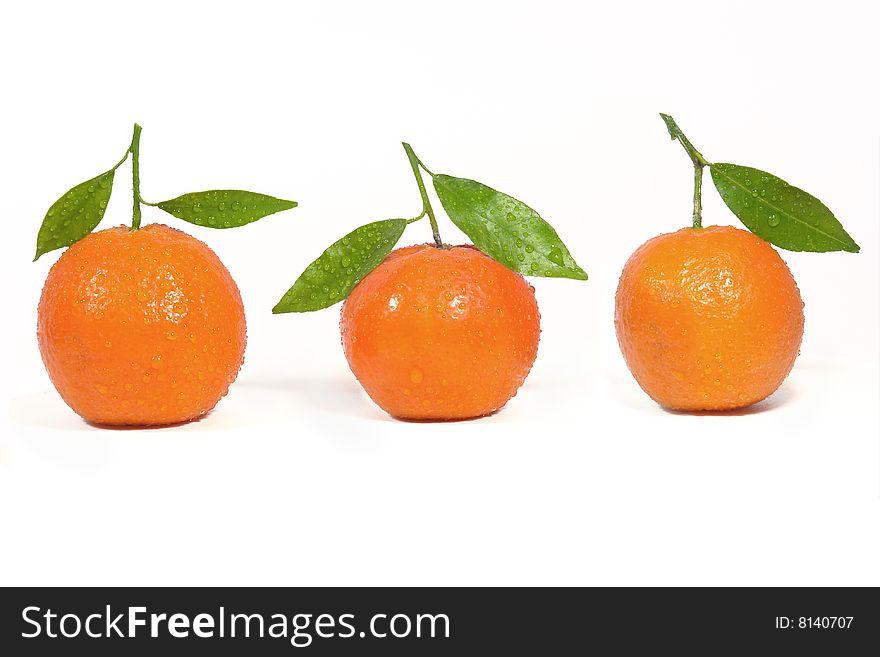 Clementine orange in droplets