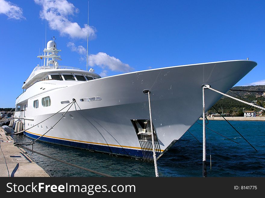 Huge luxury yacht in the Marina in Mallorca