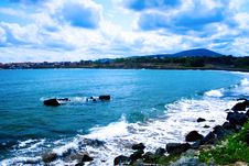 Landscape - Sea Waves And Cloudy Blue Sky Royalty Free Stock Photos Landscape - Sea Waves And Cloudy Blue Sky Royalty Free Stock Photos